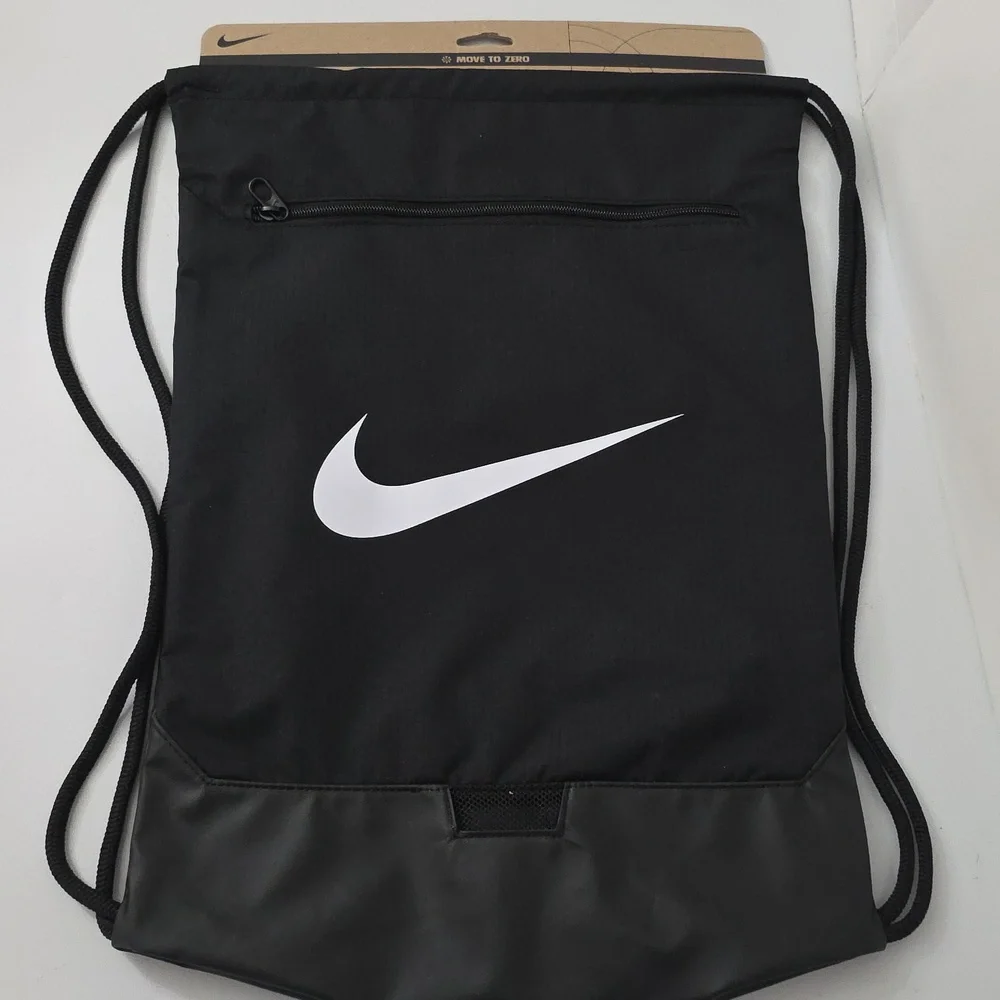 Nike Men's Black and White Drawstring Backpack, NWT